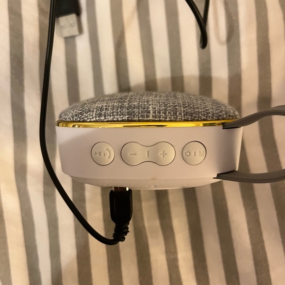 LSTN Sound Co Wireless Speaker - Picture 5 of 5